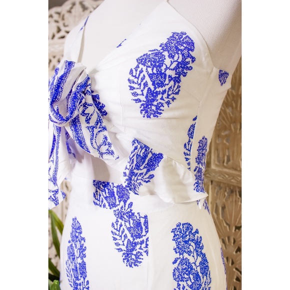 πHPπ Cut Out Design Printed Maxi Dress - Picture 8 of 16